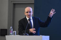 Mehmet Şimşek Kamu Borç Ödemelerinde Faiz Uygulamasına İlişkin Açıklama Yaptı