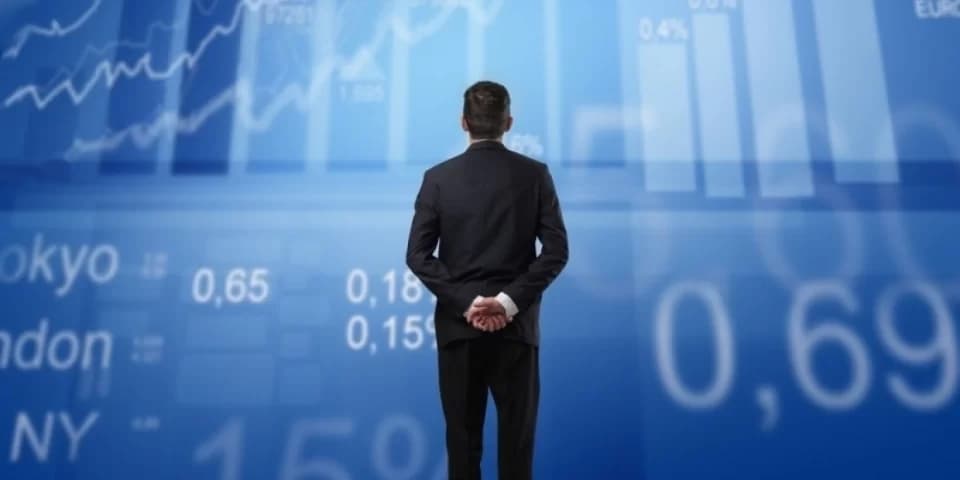 BORSA İSTANBUL YENİ GÜNE SAKİN BAŞLADI: GÖZLER EN DEĞERLİ SEKTÖRLERDE