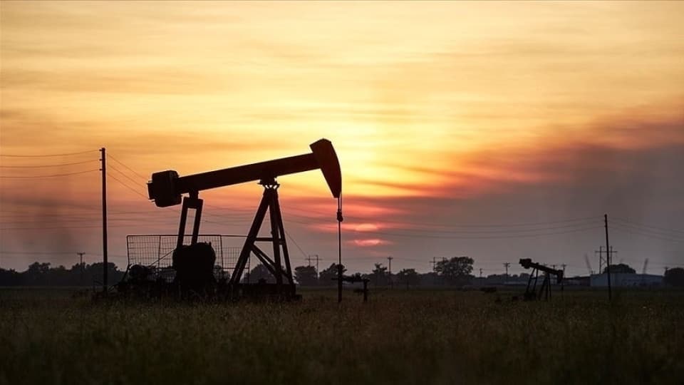UEA Raporu: Yüksek Petrol Fiyatlarına Rağmen Yatırımlar 2026’da Sınırın Altında Kalacak