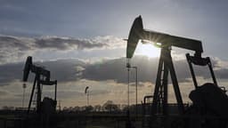 Trump'ın anlaşma açıklaması sonrası Brent ve WTI petrol fiyatlarında düşüş devam ediyor